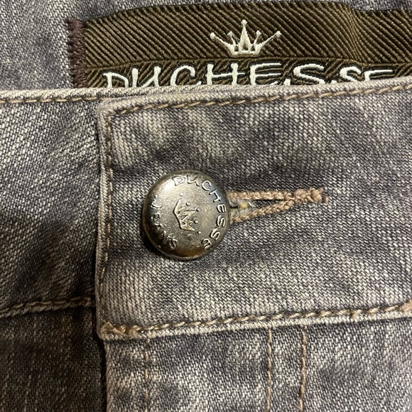 Y2k Grayish / tan stitching
denim mini skirt with pocket button. - Picture 3 of 5